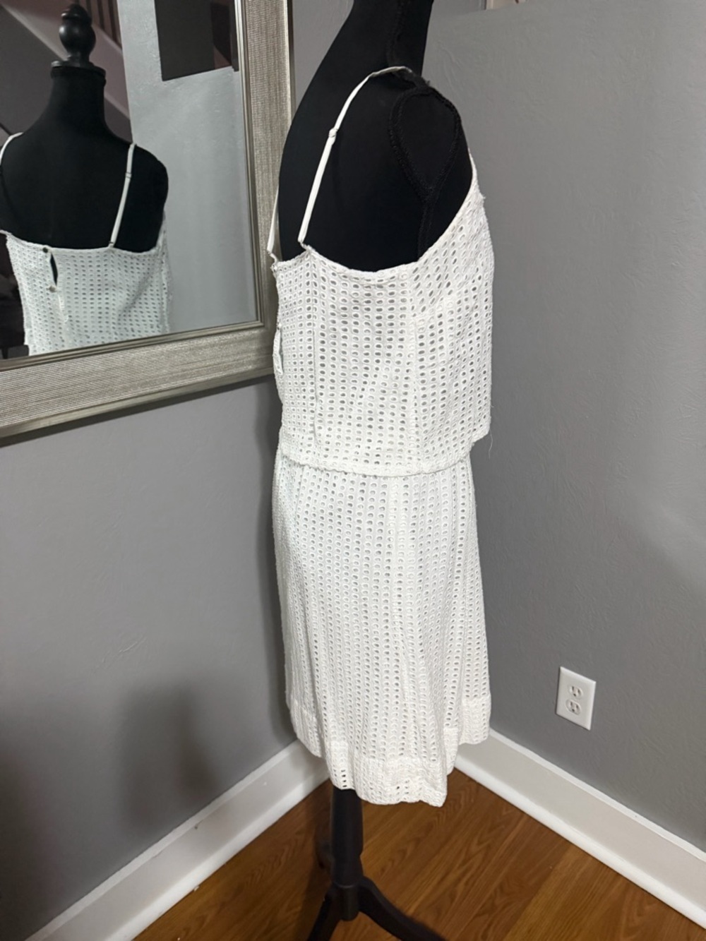 Madewell white eyelet skylight overlay graduation dress size 6 - Picture 5 of 8